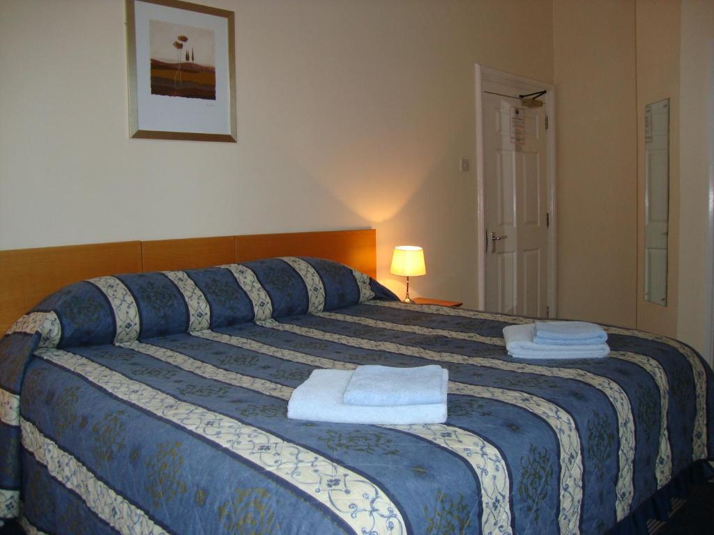 Clock Tower Hotel Эксетер Экстерьер фото